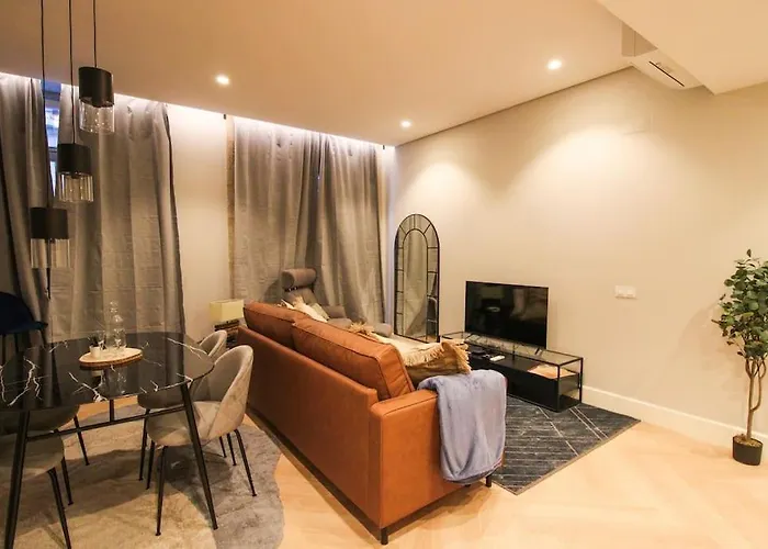 Dream Design Flat شقة *